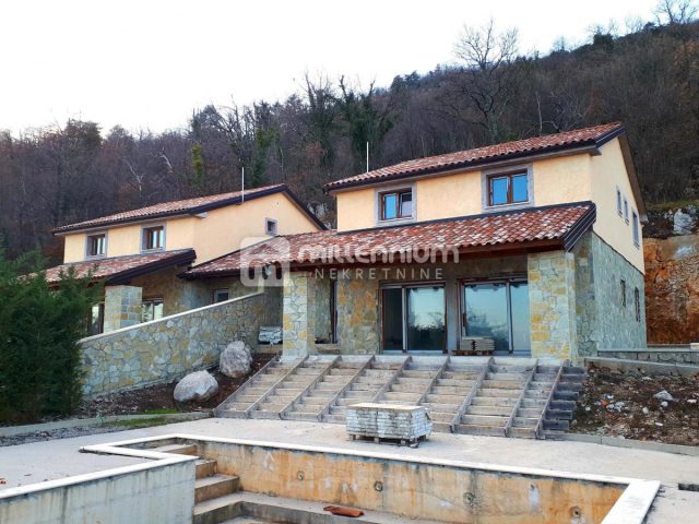 Haus zu verkaufen 319 m² – Poljane