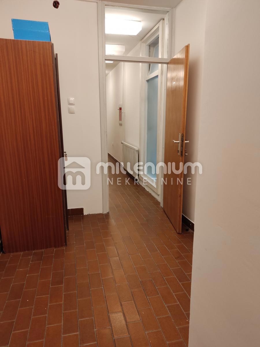 Business premises For sale - PRIMORSKO-GORANSKA RIJEKA