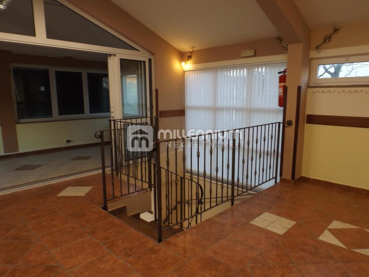 Business premises For sale - PRIMORSKO-GORANSKA RIJEKA