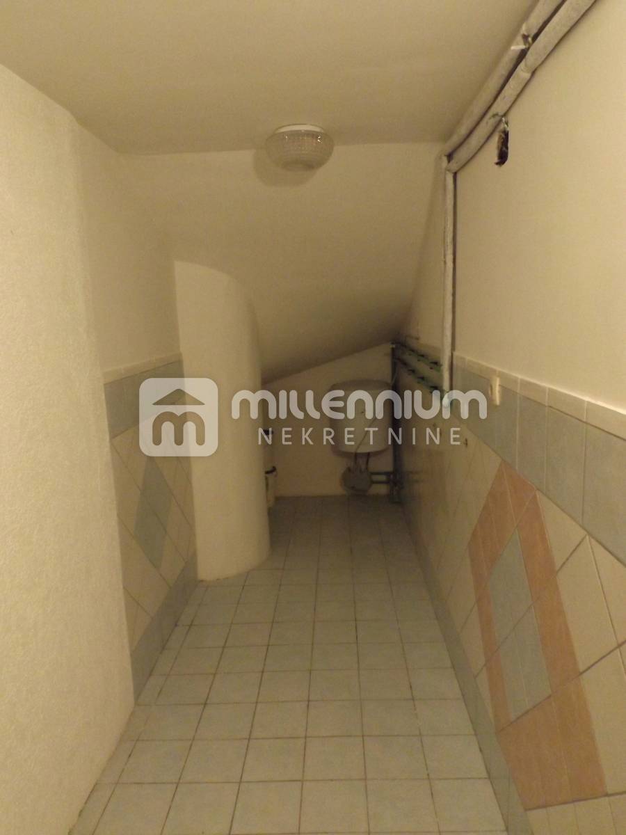 Business premises For sale - PRIMORSKO-GORANSKA RIJEKA