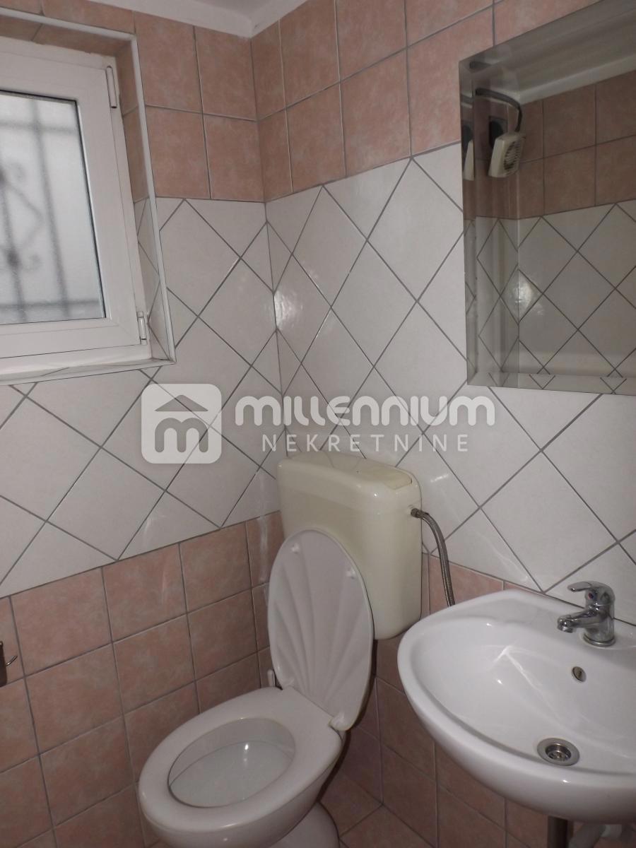 Business premises For sale - PRIMORSKO-GORANSKA RIJEKA