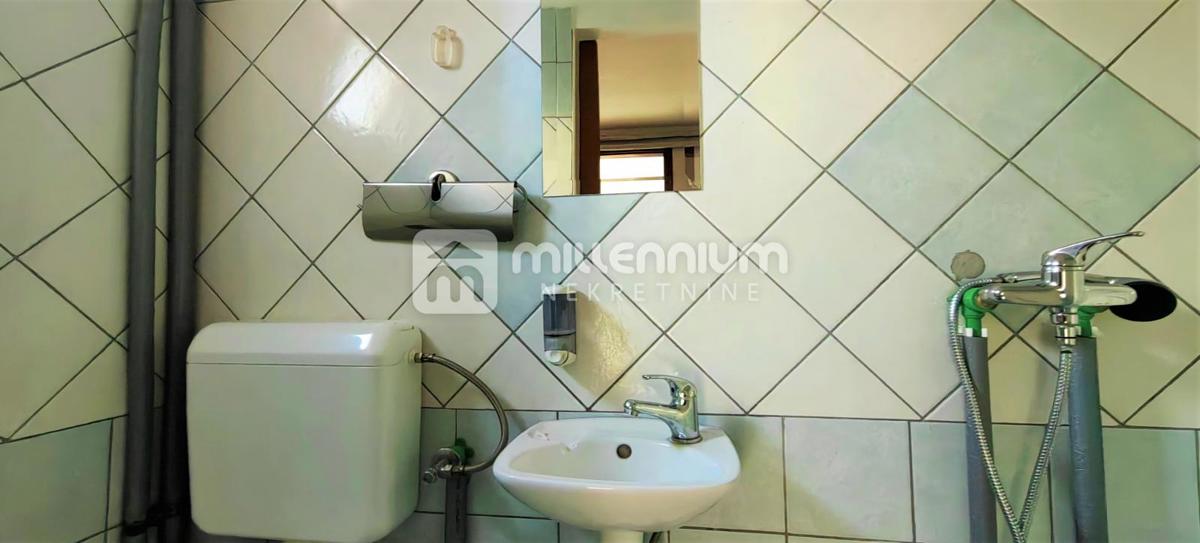 Business premises For sale - PRIMORSKO-GORANSKA RIJEKA