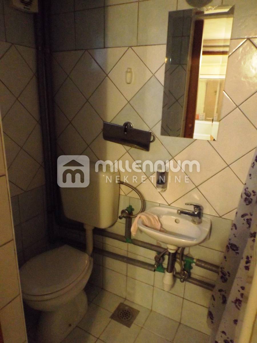 Business premises For sale - PRIMORSKO-GORANSKA RIJEKA