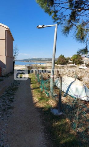 Land for sale 750 m² – Košljun