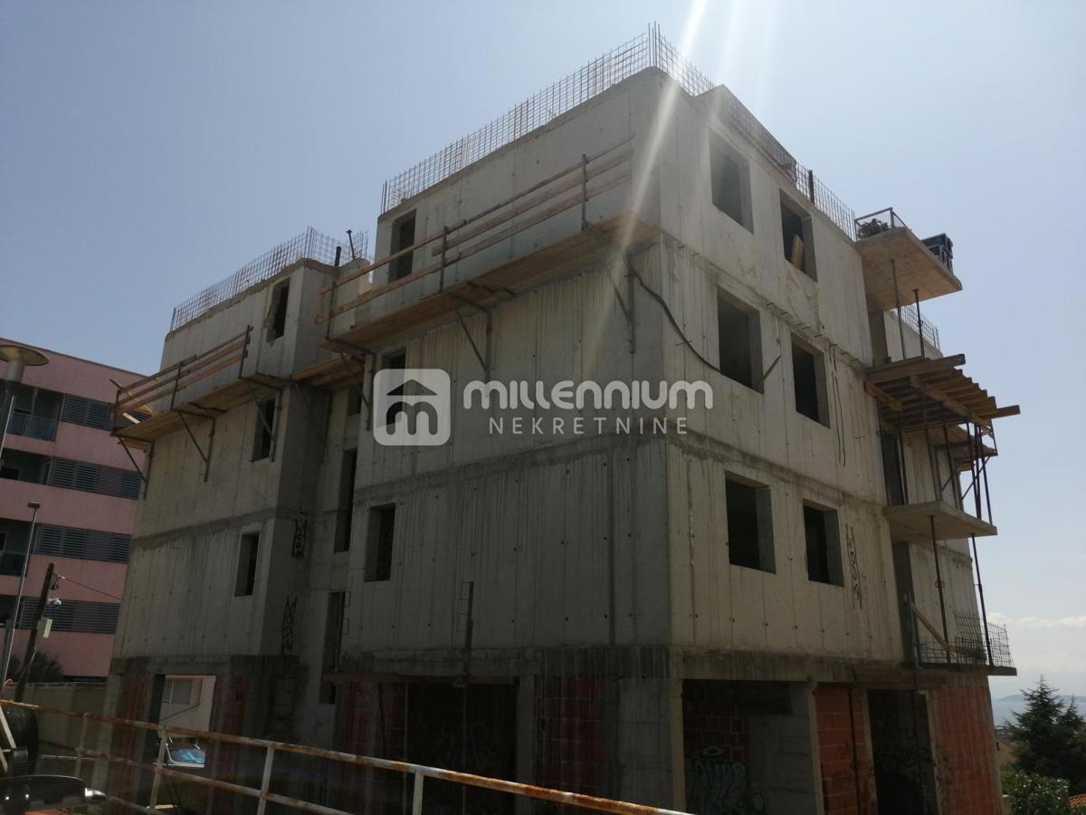 Business premises For sale - PRIMORSKO-GORANSKA RIJEKA