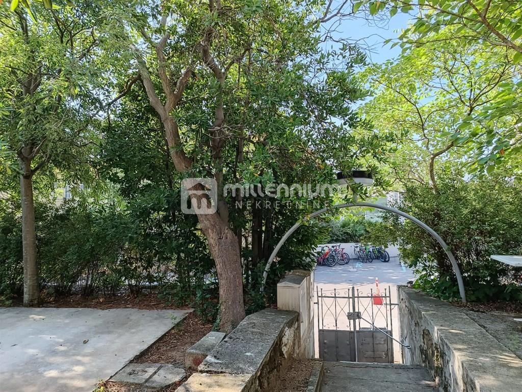 House For sale - PRIMORSKO-GORANSKA NOVI VINODOLSKI