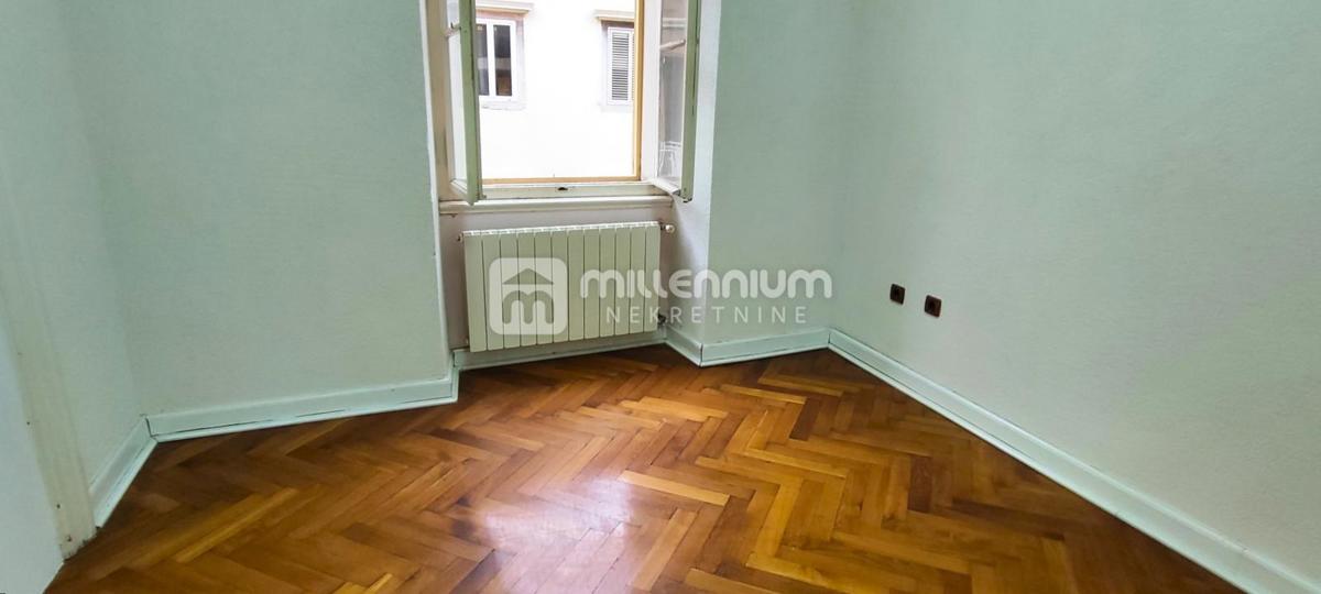 Komerční K pronájmu