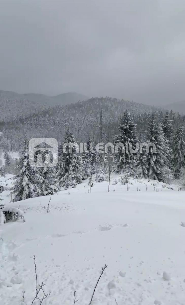 Zemljište Na prodaju - PRIMORSKO-GORANSKA RAVNA GORA