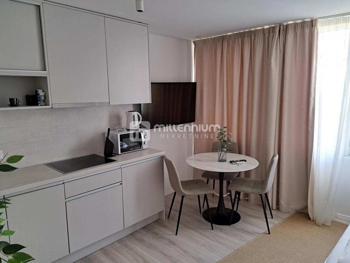 Appartement À louer - Primorsko-goranska Rijeka - foto 2/4
