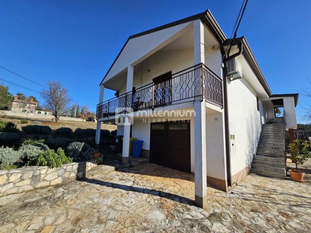 Maison à vendre 240 m² – Buje