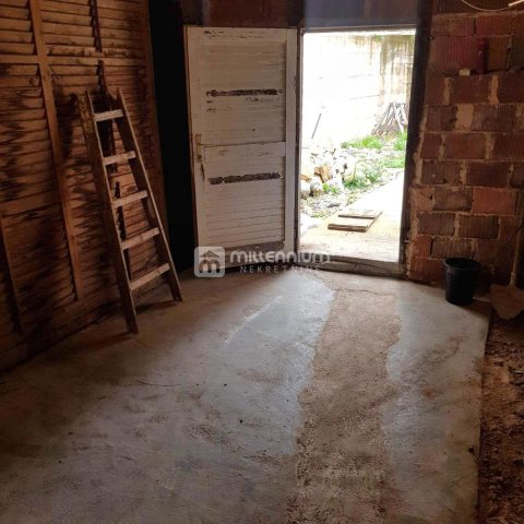 Locaux commerciaux à louer 20 m² – Pehlin