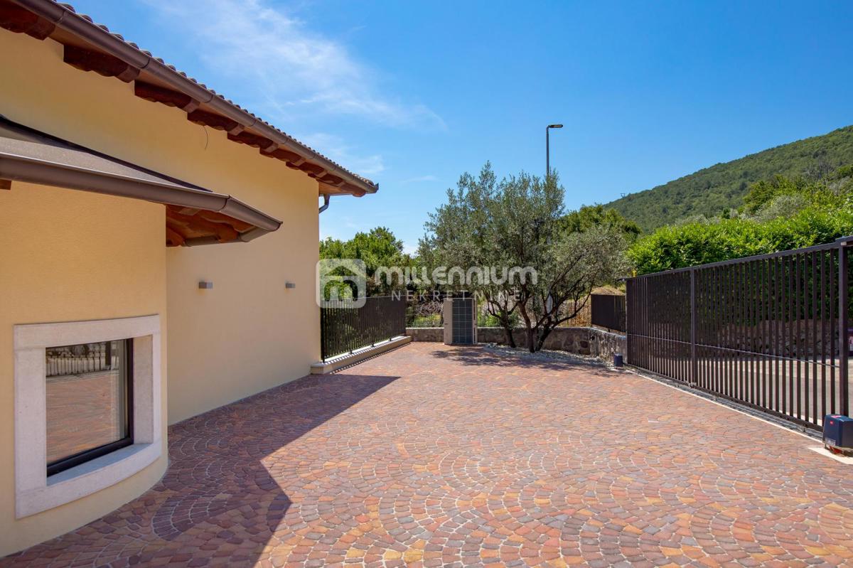 House For sale - PRIMORSKO-GORANSKA MOŠĆENIČKA DRAGA