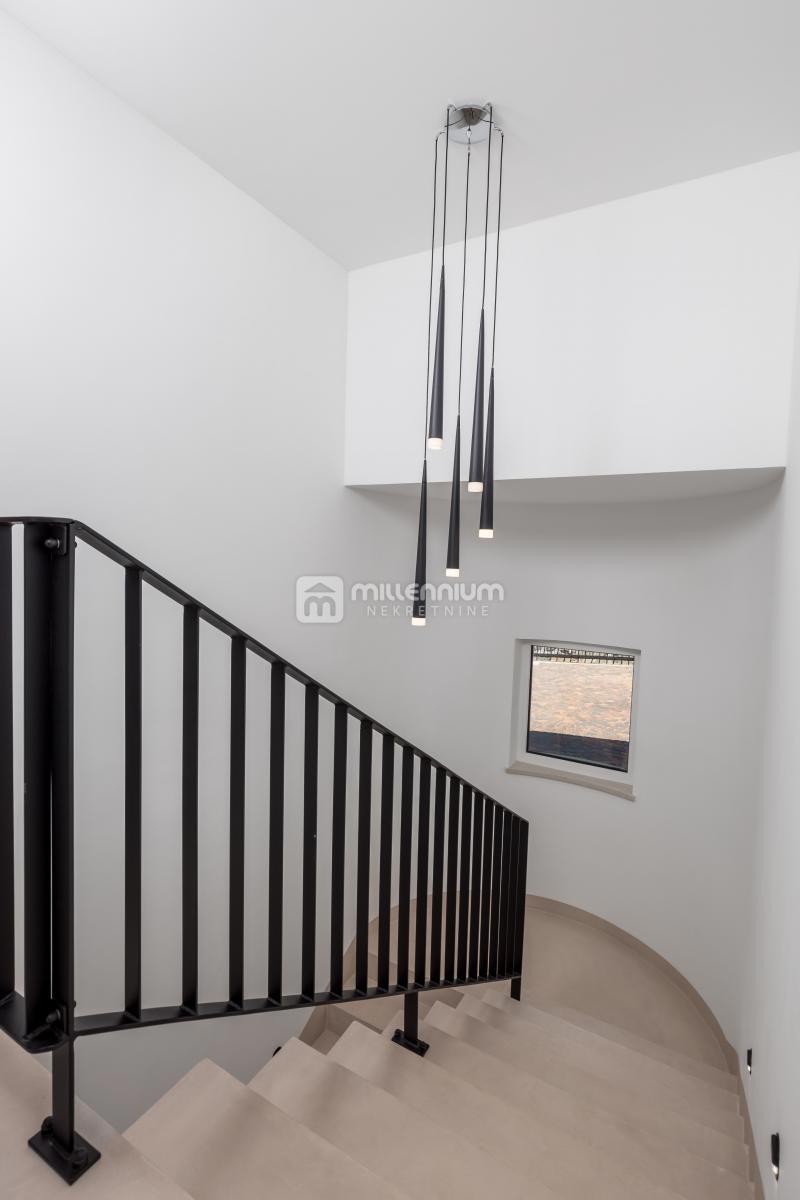 House For sale - PRIMORSKO-GORANSKA MOŠĆENIČKA DRAGA