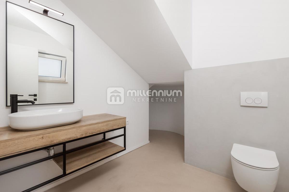 House For sale - PRIMORSKO-GORANSKA MOŠĆENIČKA DRAGA