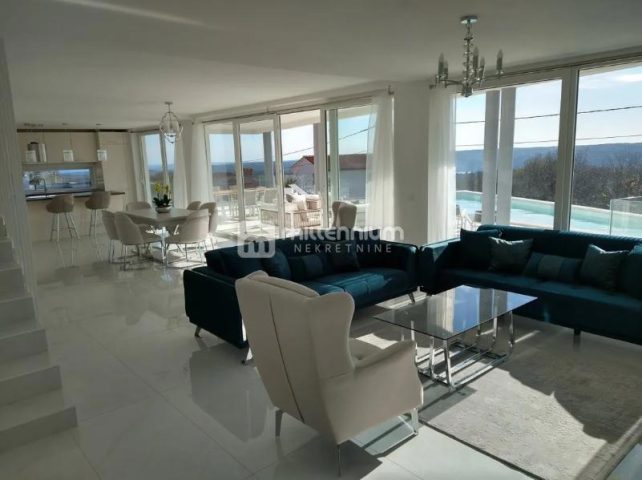 Dom na predaj 223 m² – Trget
