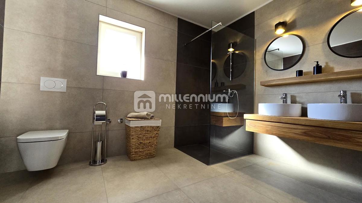 Casa In vendita - PRIMORSKO-GORANSKA CRIKVENICA