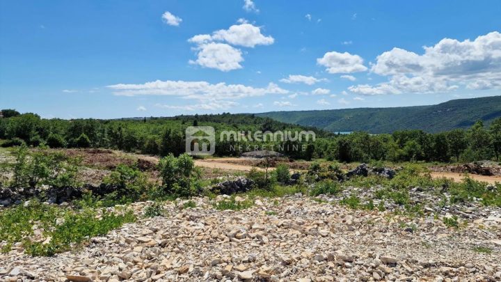 Terreno in vendita 1622 m² – Labin