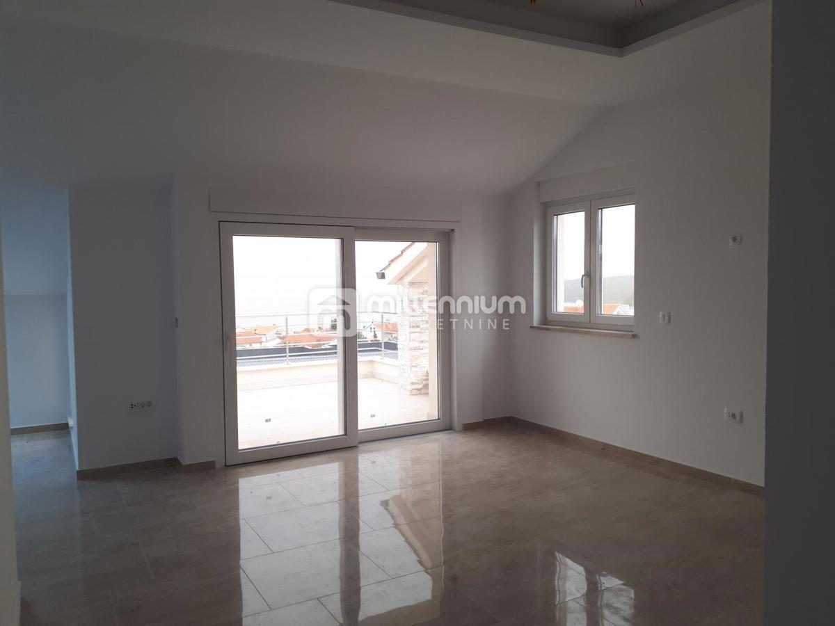 Apartma Na predaj - PRIMORSKO-GORANSKA KRK