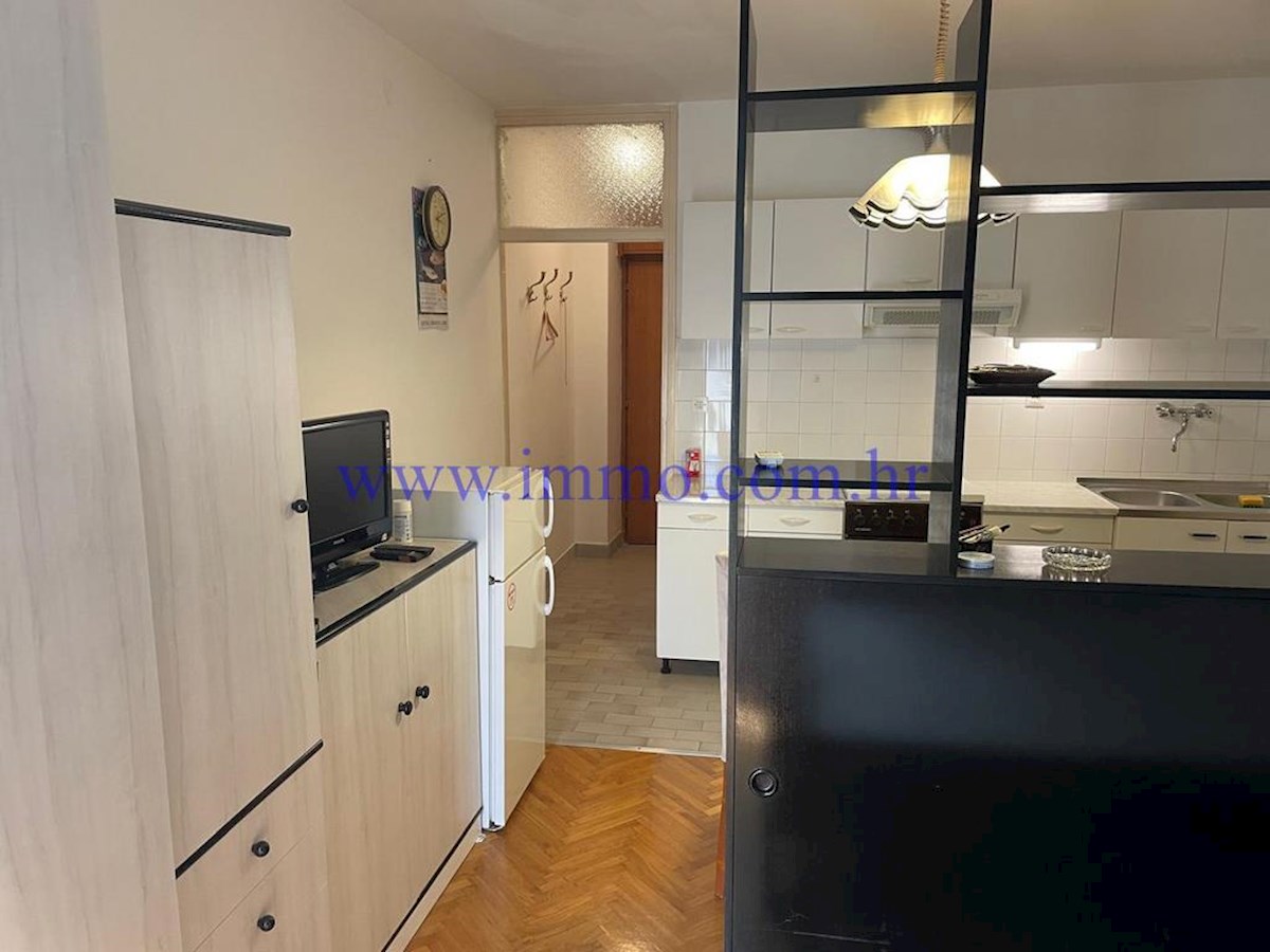 Apartment Zu verkaufen - SPLITSKO-DALMATINSKA SPLIT