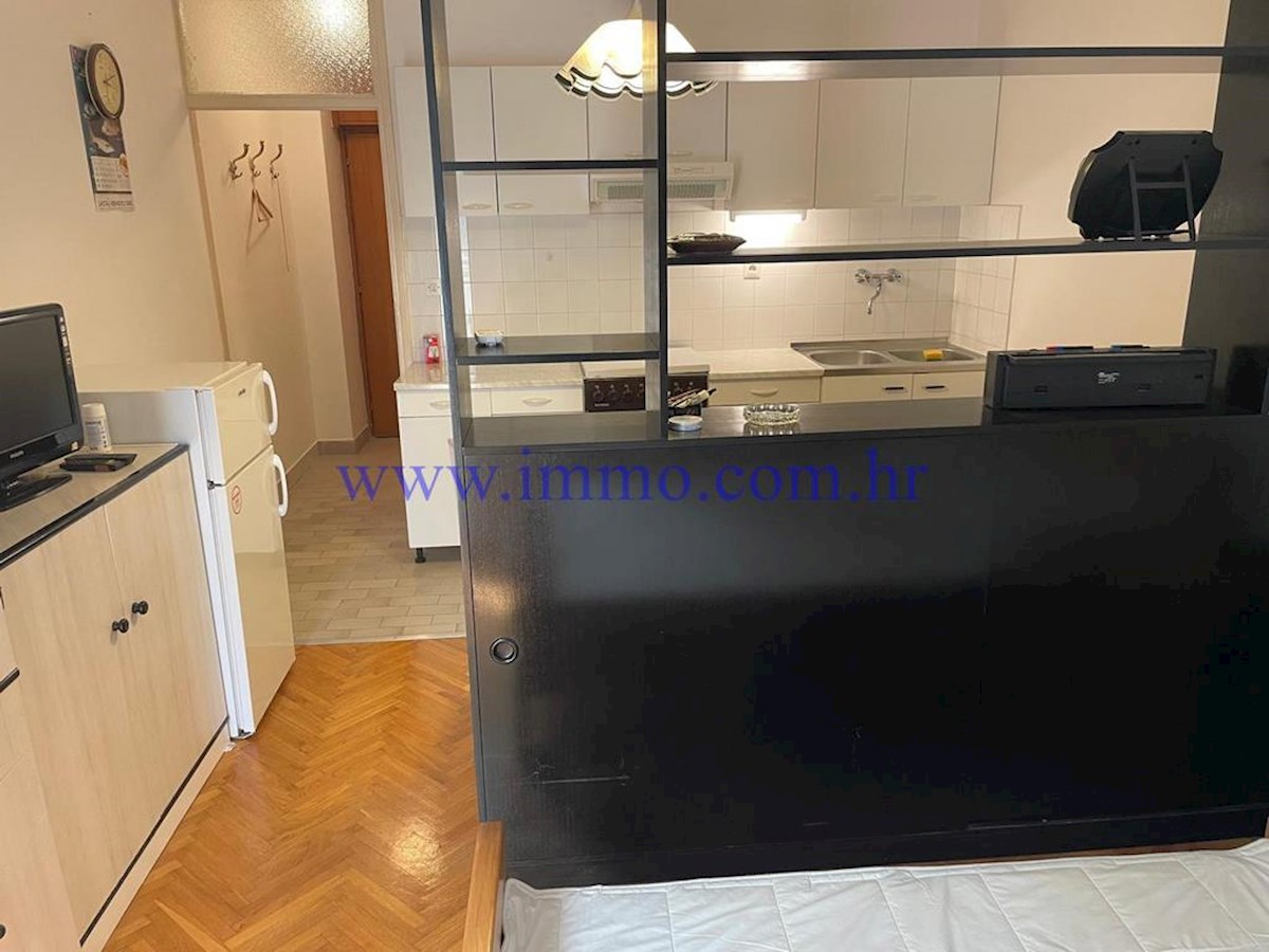 Apartment Zu verkaufen - SPLITSKO-DALMATINSKA SPLIT