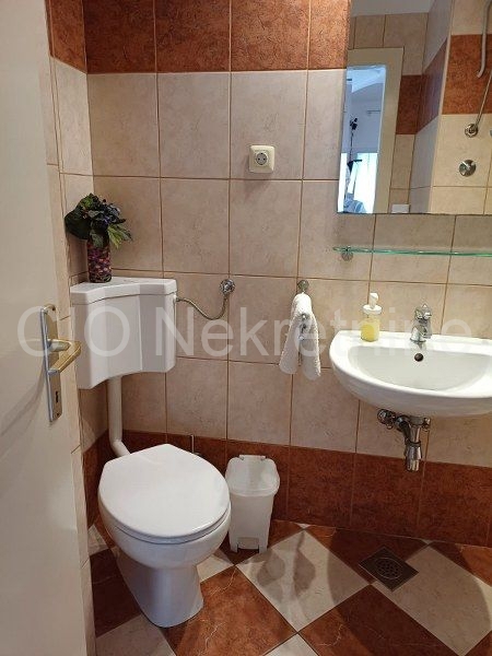 Flat For rent - SPLITSKO-DALMATINSKA SPLIT