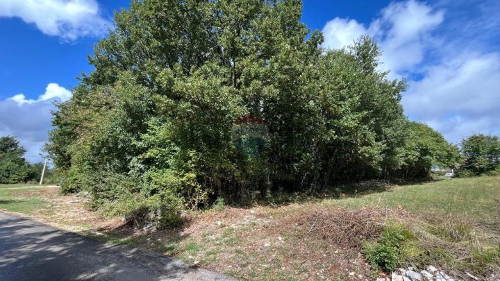Grundstück zu verkaufen 1554 m² – Kringa