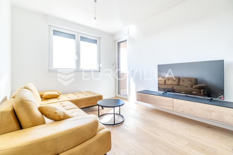 Flat For rent BLATO