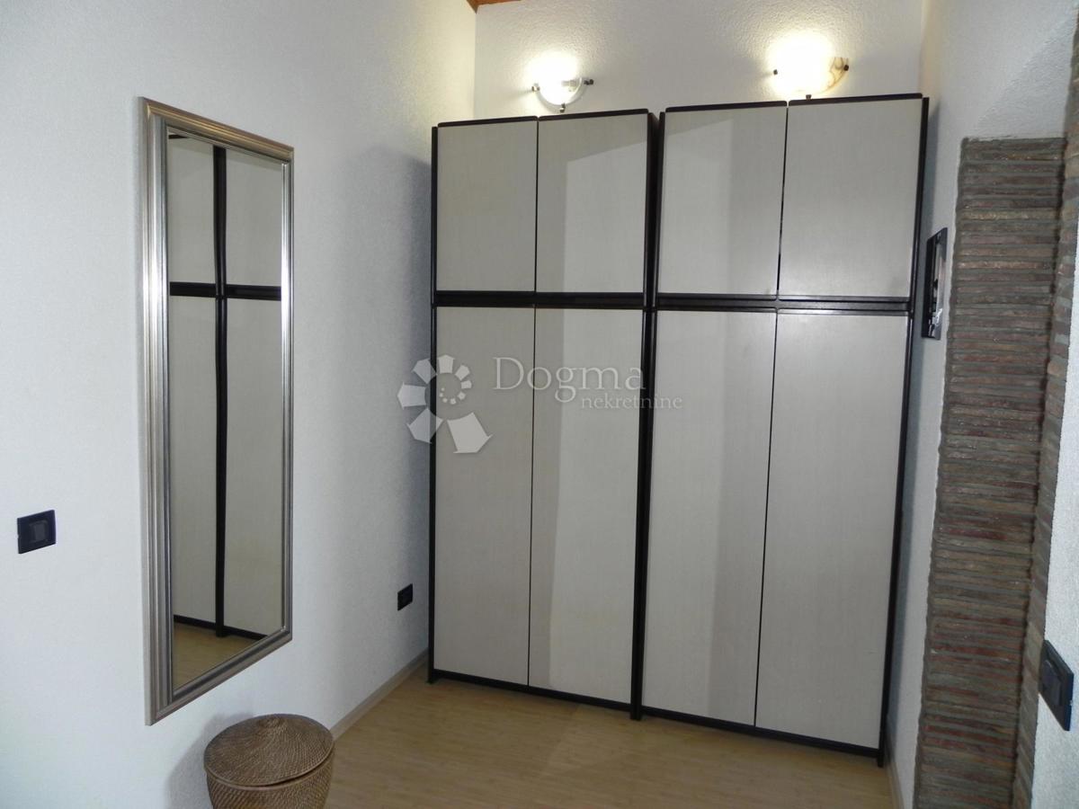 Apartma Na predaj - ISTARSKA ROVINJ