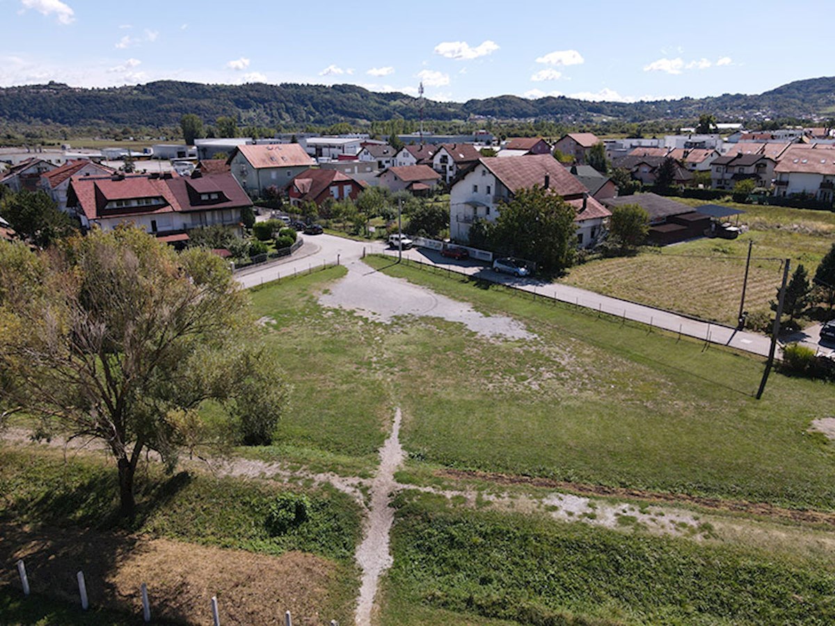 Pozemok Na predaj - ZAGREBAČKA SAMOBOR