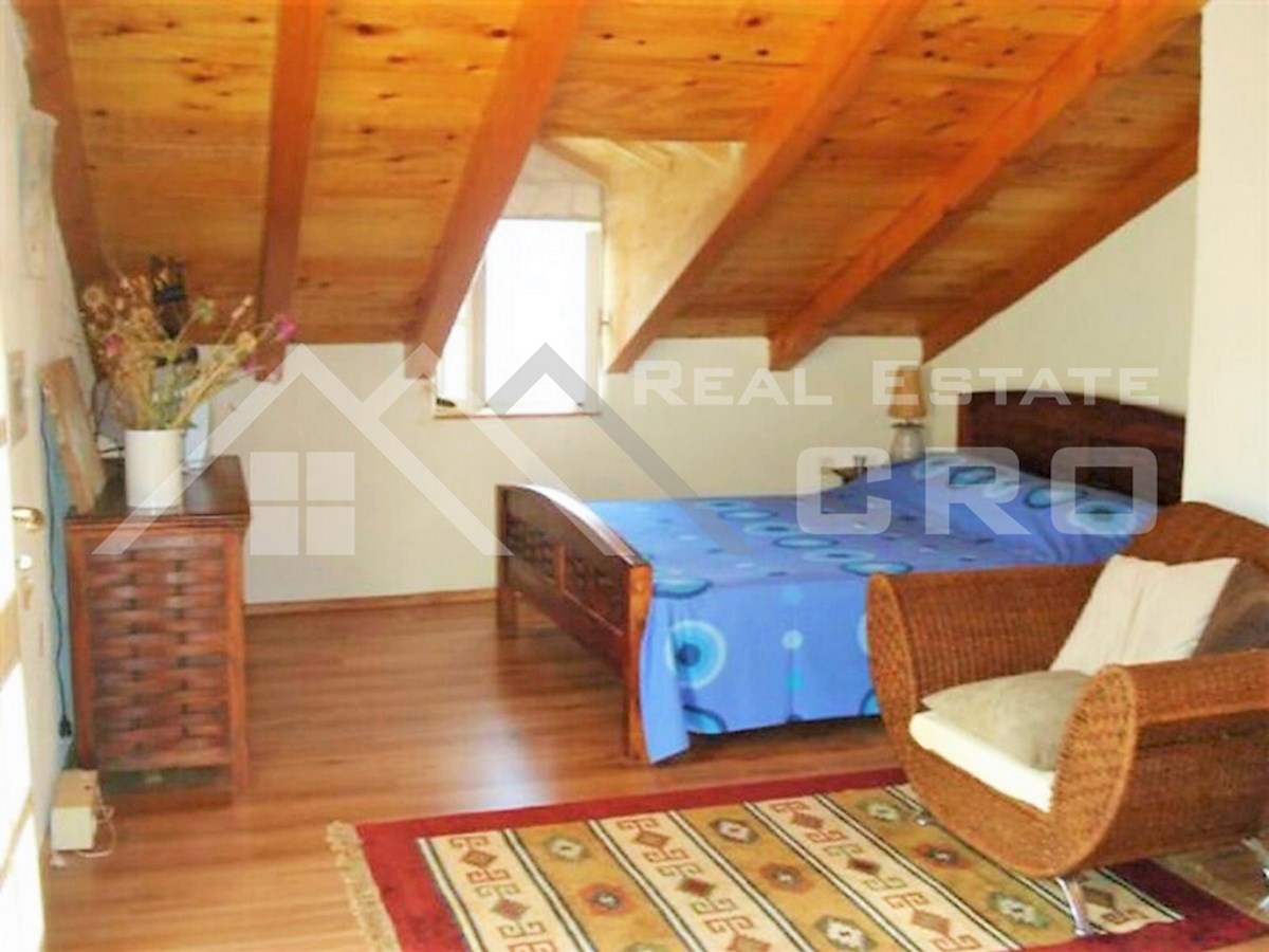 House For sale - SPLITSKO-DALMATINSKA VIS