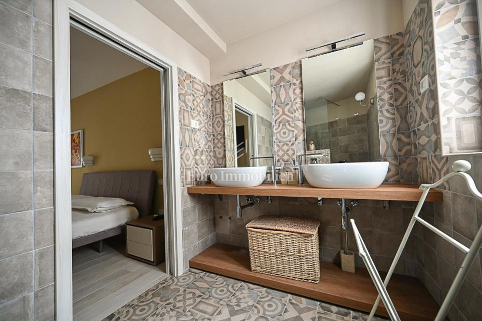 House For sale - ISTARSKA NOVIGRAD