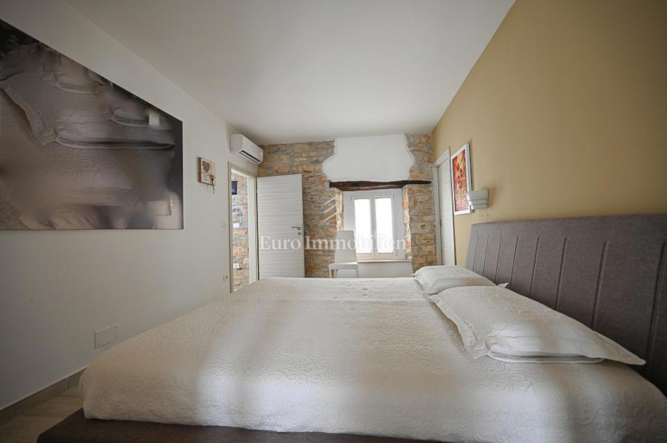 House For sale - ISTARSKA NOVIGRAD