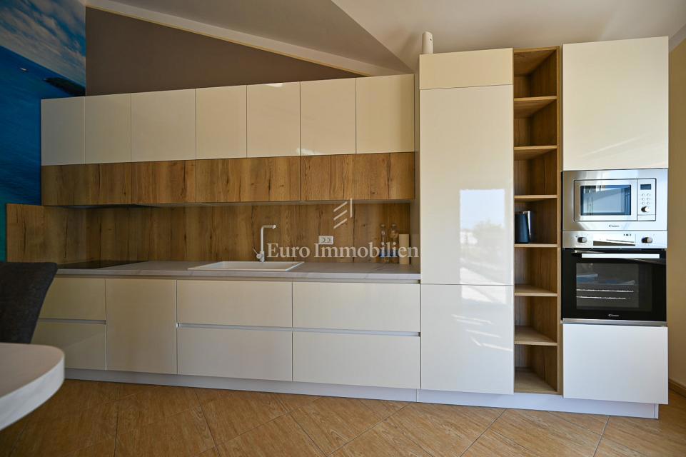 Apartma Na predaj - ISTARSKA NOVIGRAD