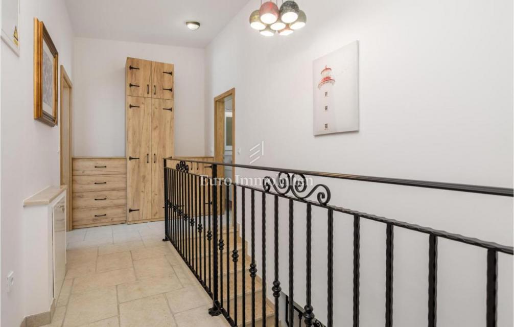 Casa In vendita - PRIMORSKO-GORANSKA KRK