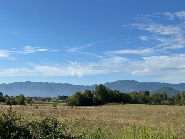 Pozemek na prodej 4950 m² – Popovača Pazariška