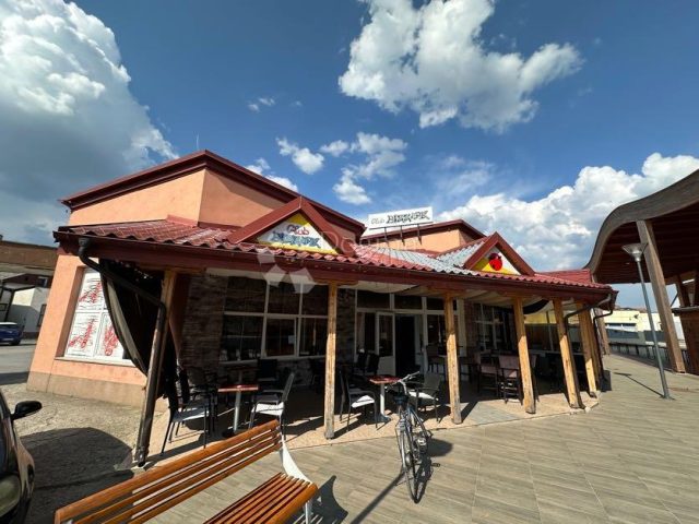 Locaux commerciaux À vendre - Ličko-senjska Gospić - foto 2/12