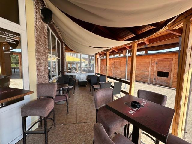 Locaux commerciaux À vendre - Ličko-senjska Gospić - foto 3/12