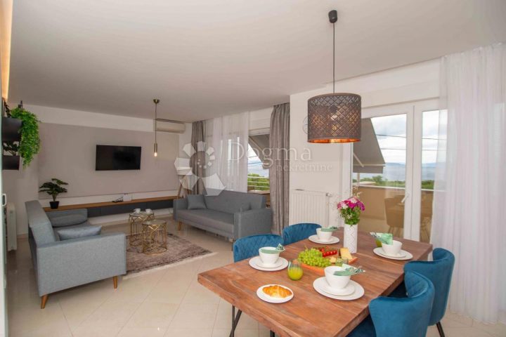 Appartement À louer - Primorsko-goranska Kostrena - foto 5/23