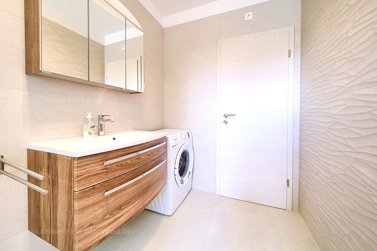 Apartma Na predaj - PRIMORSKO-GORANSKA KRK