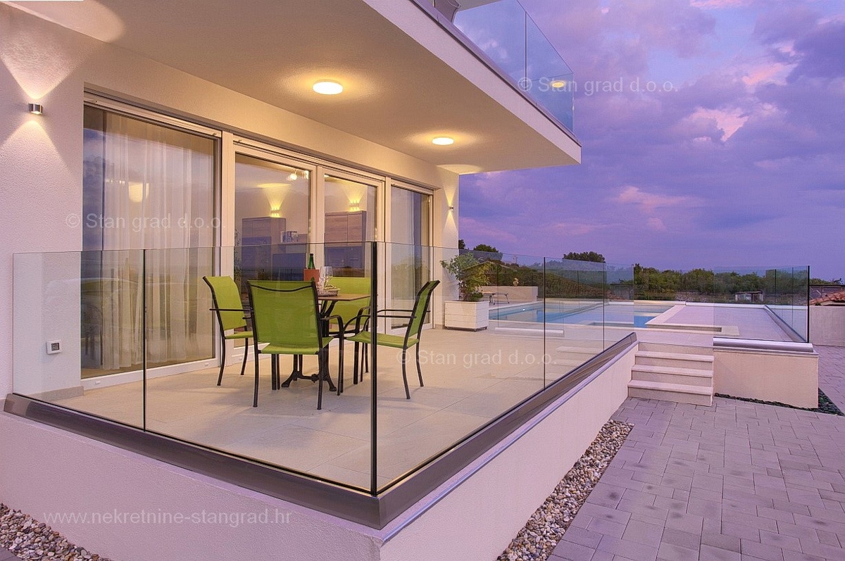 Apartma Na predaj - PRIMORSKO-GORANSKA KRK