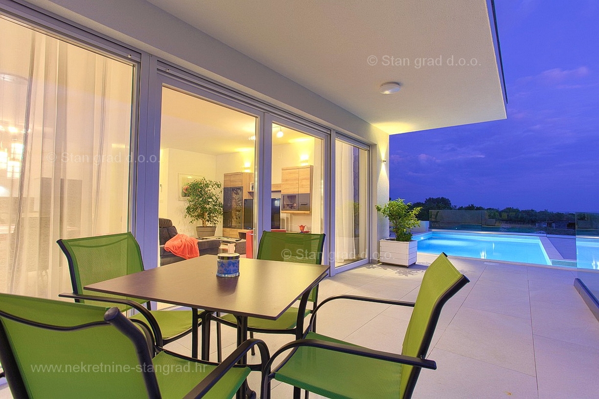 Apartma Na predaj - PRIMORSKO-GORANSKA KRK