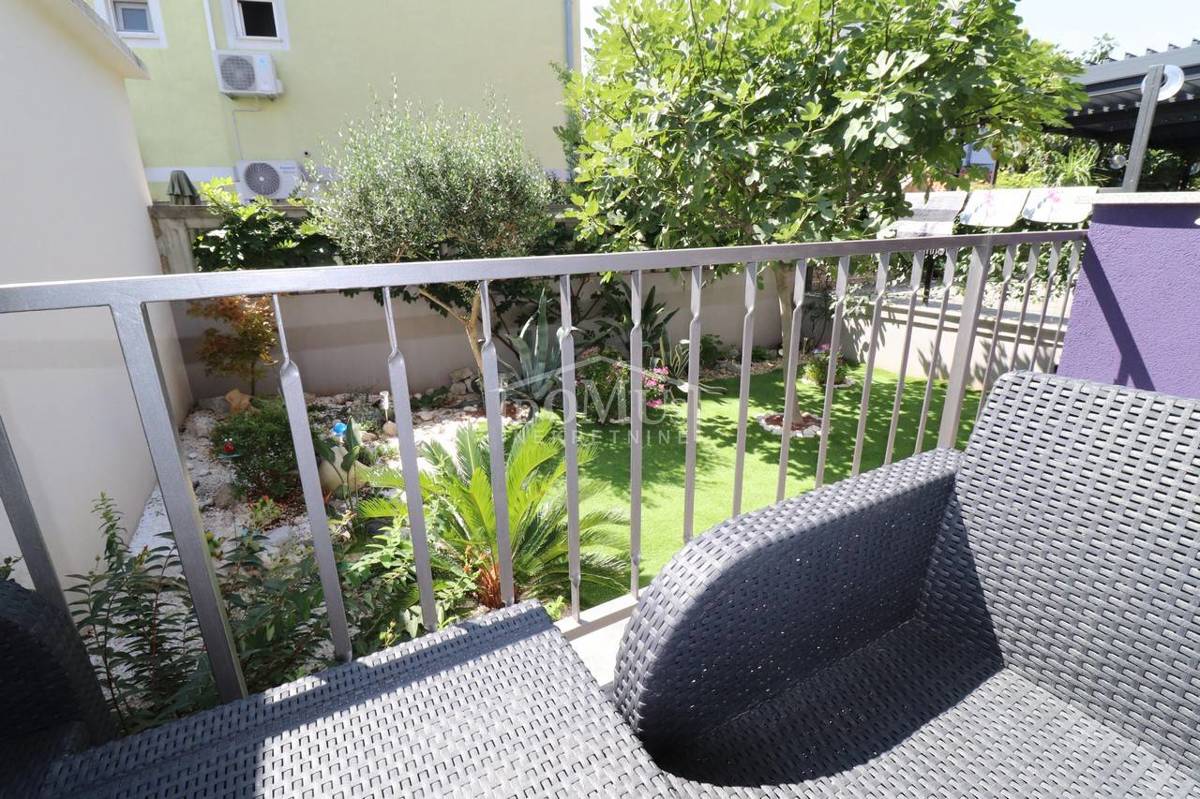 Stan Na prodaju - ŠIBENSKO-KNINSKA VODICE
