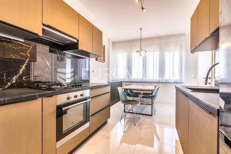 Appartement À louer - GRAD ZAGREB ZAGREB