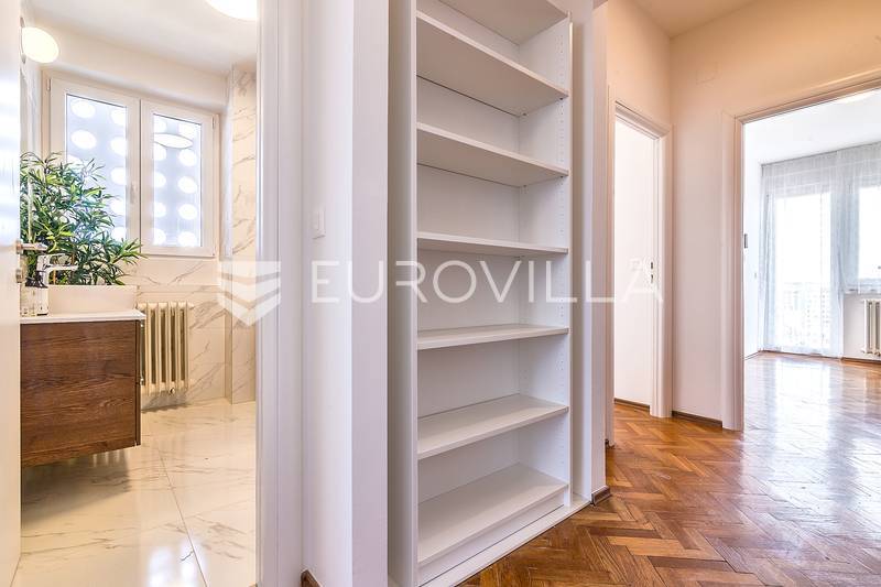 Appartement À louer - GRAD ZAGREB ZAGREB