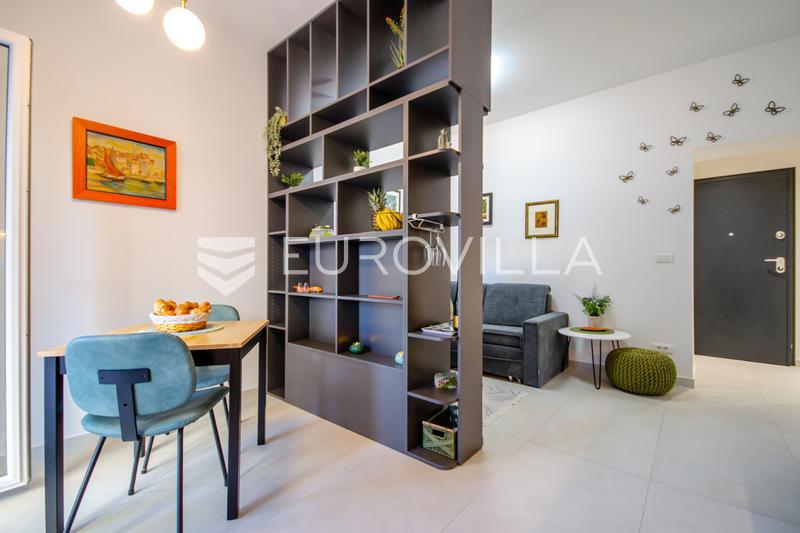 Flat For rent - SPLITSKO-DALMATINSKA SPLIT