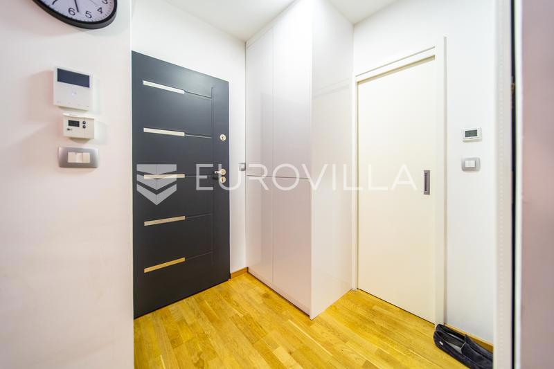 Apartmán Na predaj - GRAD ZAGREB ZAGREB