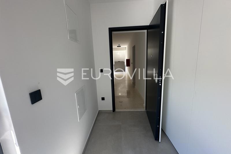 Appartement À vendre - SPLITSKO-DALMATINSKA SPLIT