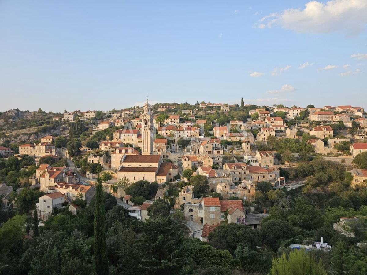 Zemljište Na prodaju - SPLITSKO-DALMATINSKA BRAČ