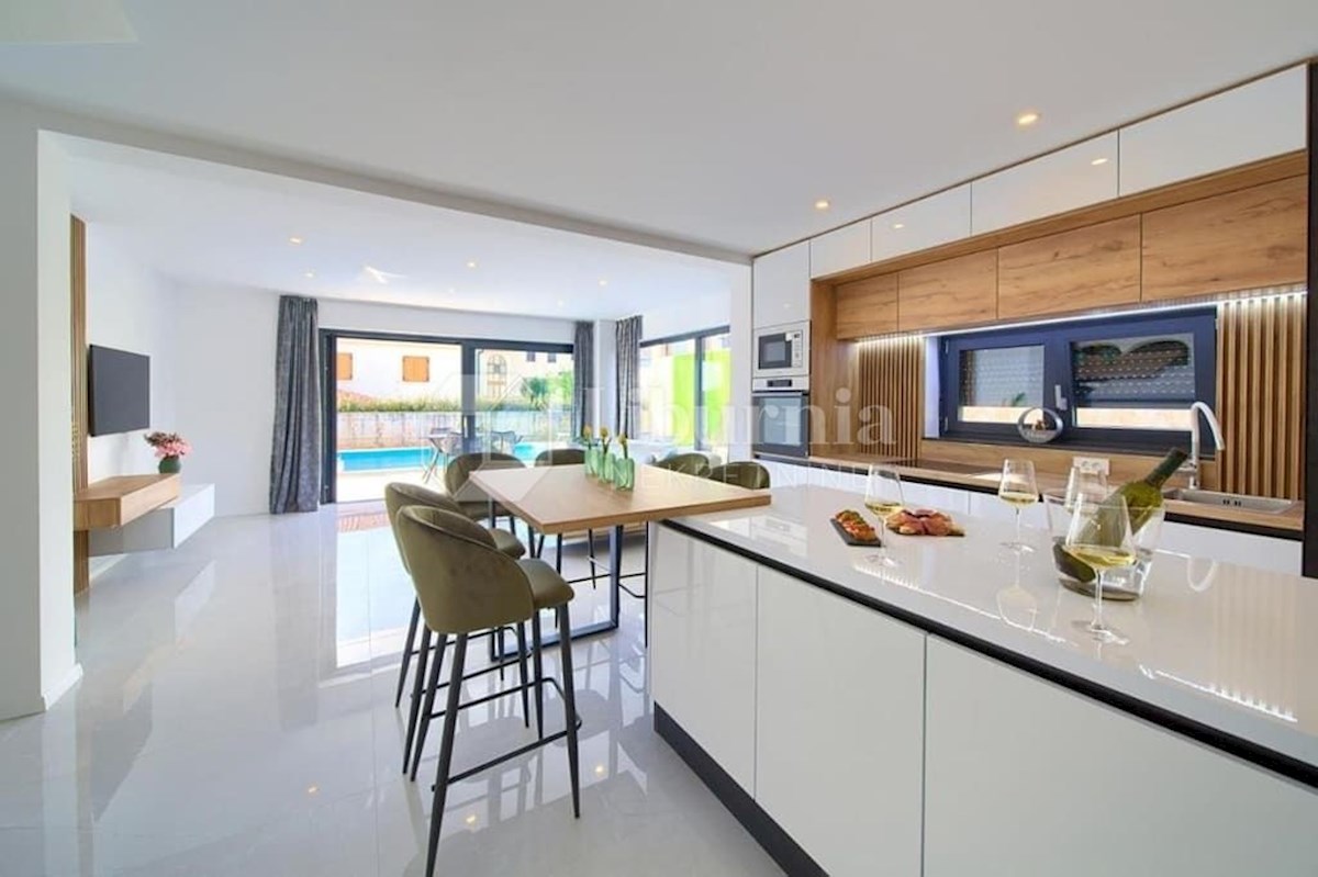 Flat For sale - Primorsko-goranska Krk - foto 4/14