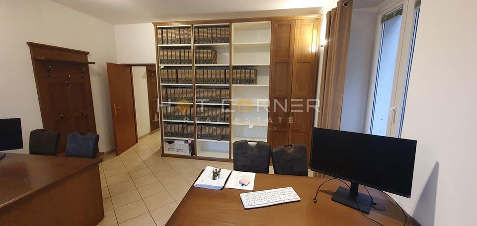 Business premises For sale - ISTARSKA PULA